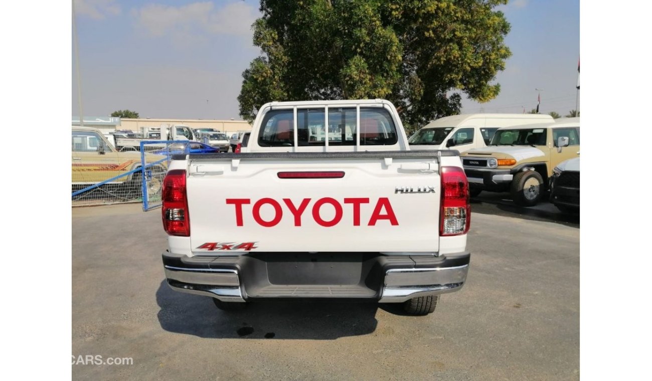 تويوتا هيلوكس Toyota Hilux - 2.4 - diesel / automatic