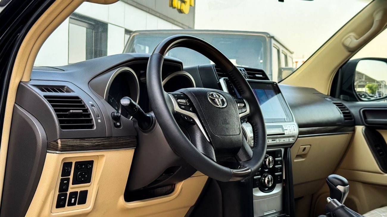 Toyota Prado TX-L 4.0L Modified to VXR 2017 GCC V6 Low Mileage