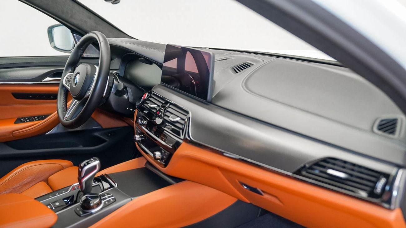 بي أم دبليو M5 Special Offer | AED 5,490 PM | Carbon Fibre, GCC |