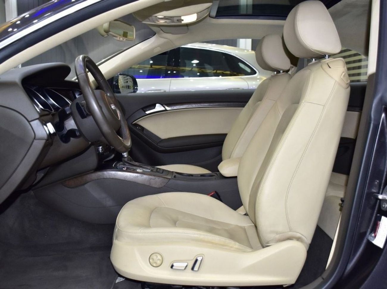 أودي A5 EXCELLENT DEAL for our Audi A5 35TFSi S-Line Coupe ( 2015 Model ) in Grey Color GCC Specs