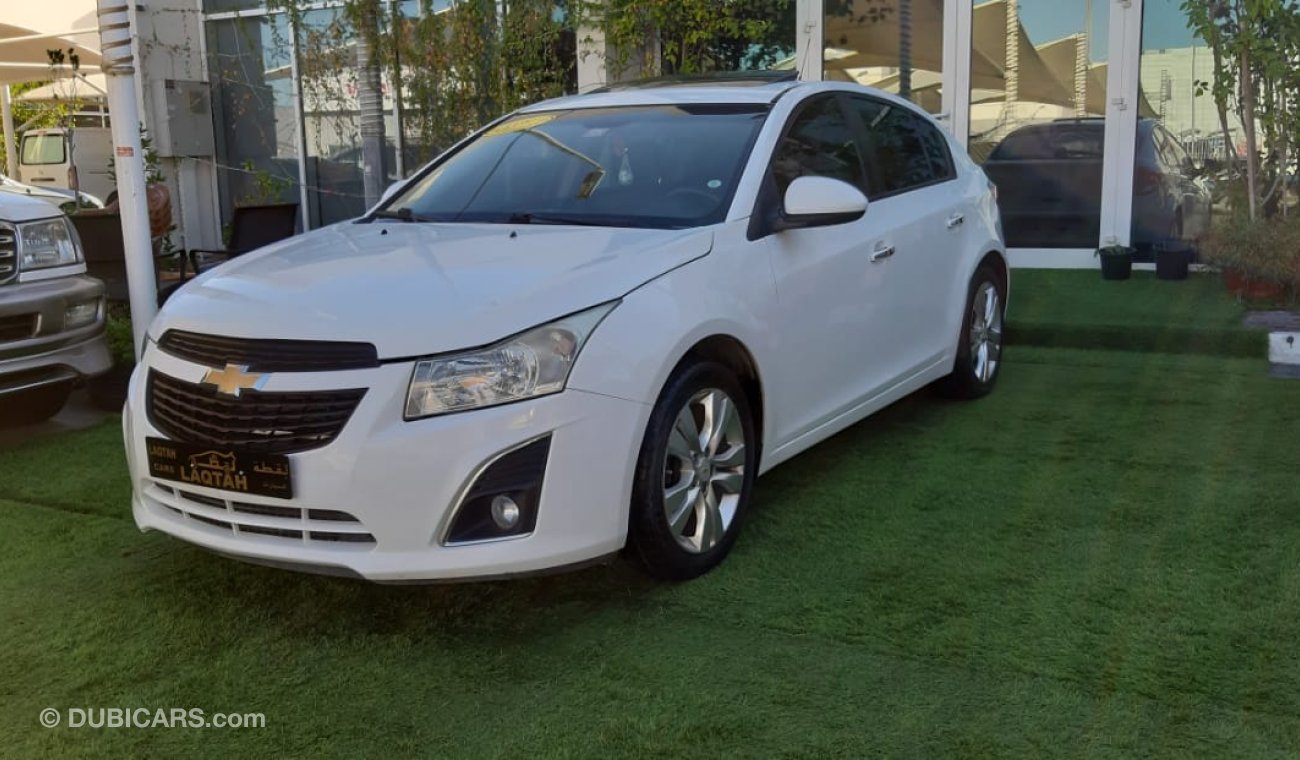 Chevrolet Cruze Gulf - number one - fingerprint - leather - alloy wheels - cruise control - in excellent condition,