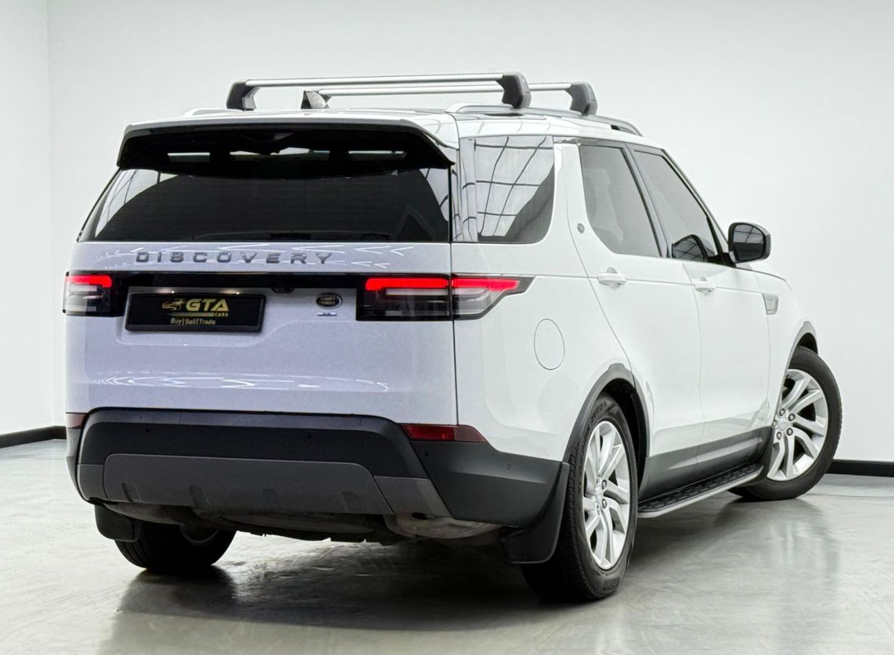 لاند روفر دسكفري 2020 Land Rover Discovery P340 Si6, 2026 Agency Warranty, Full Service History, GCC