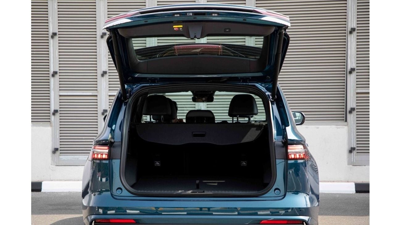 Geely Monjaro 2024 Geely Monjaro 4x4 2.0 GSO Ver. - Blue inside Black | Export Only
