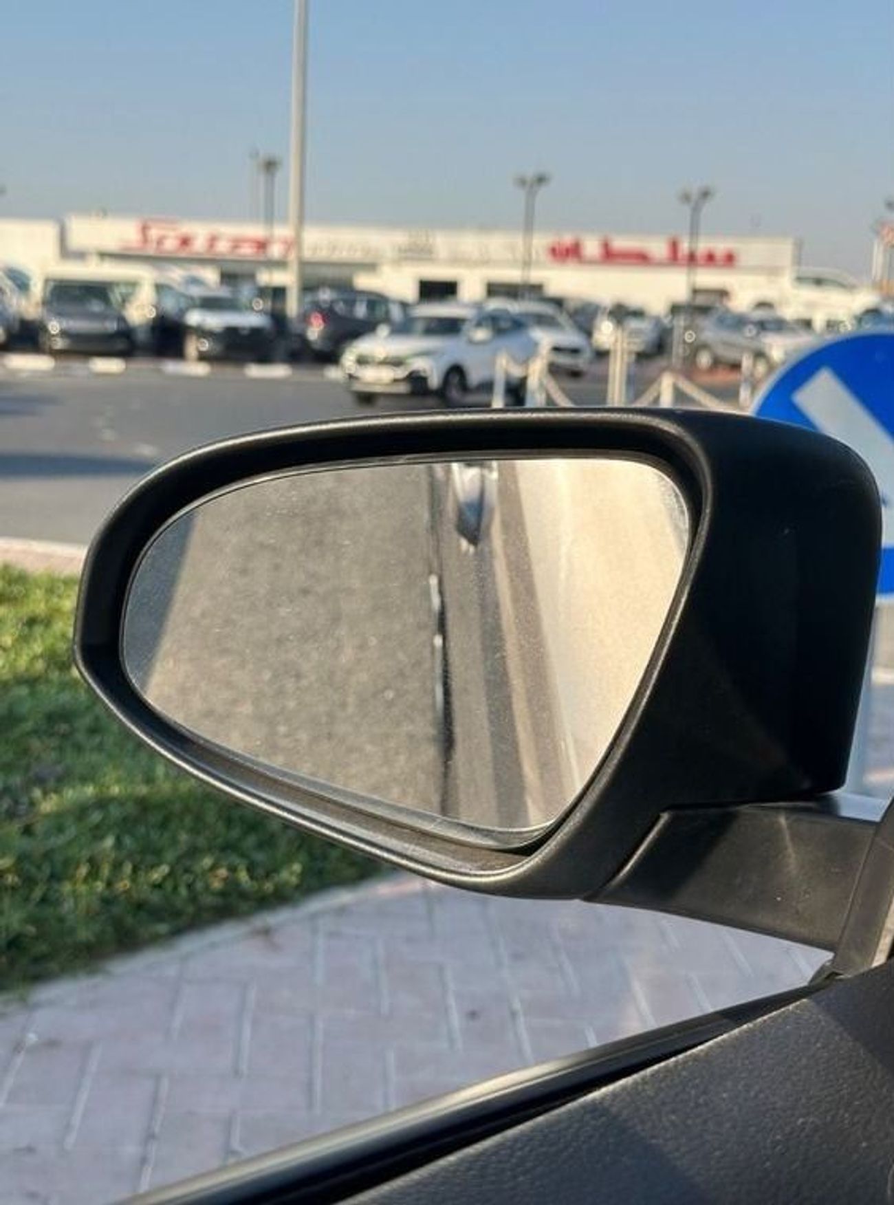 تويوتا CHR XLE