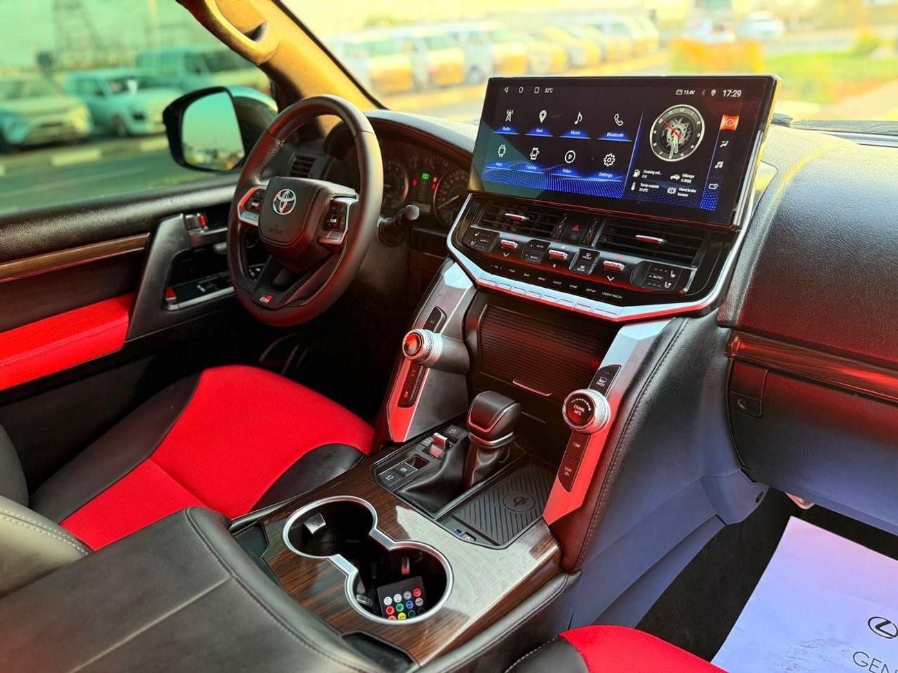Toyota Land Cruiser GXR+ 4.0L Toyota landcuriser Years 2016 V6 GXR 4.0L upgrade interior & exterior 2025 full option