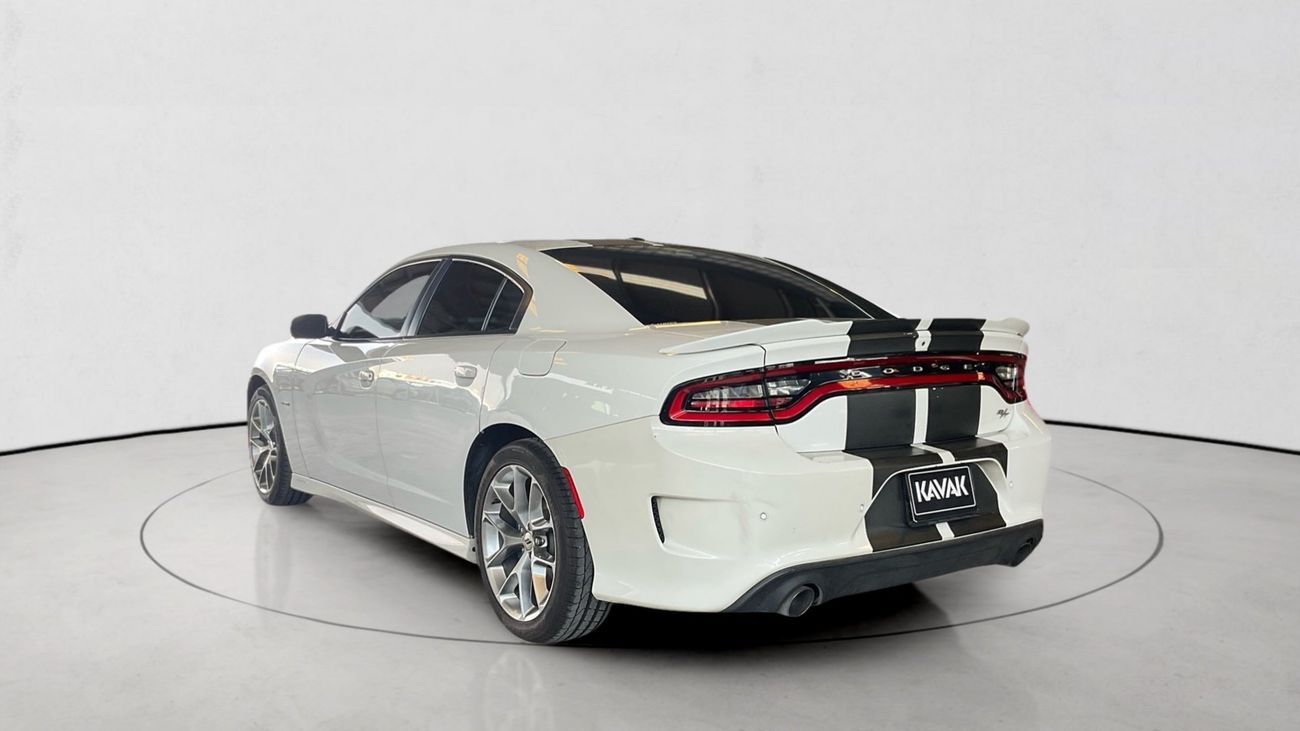 دودج تشارجر 5.7 R/T AUTO | شامل الضمان | 0 ﺪﻔﻋﺓ ﺃﻮﻟﻯ