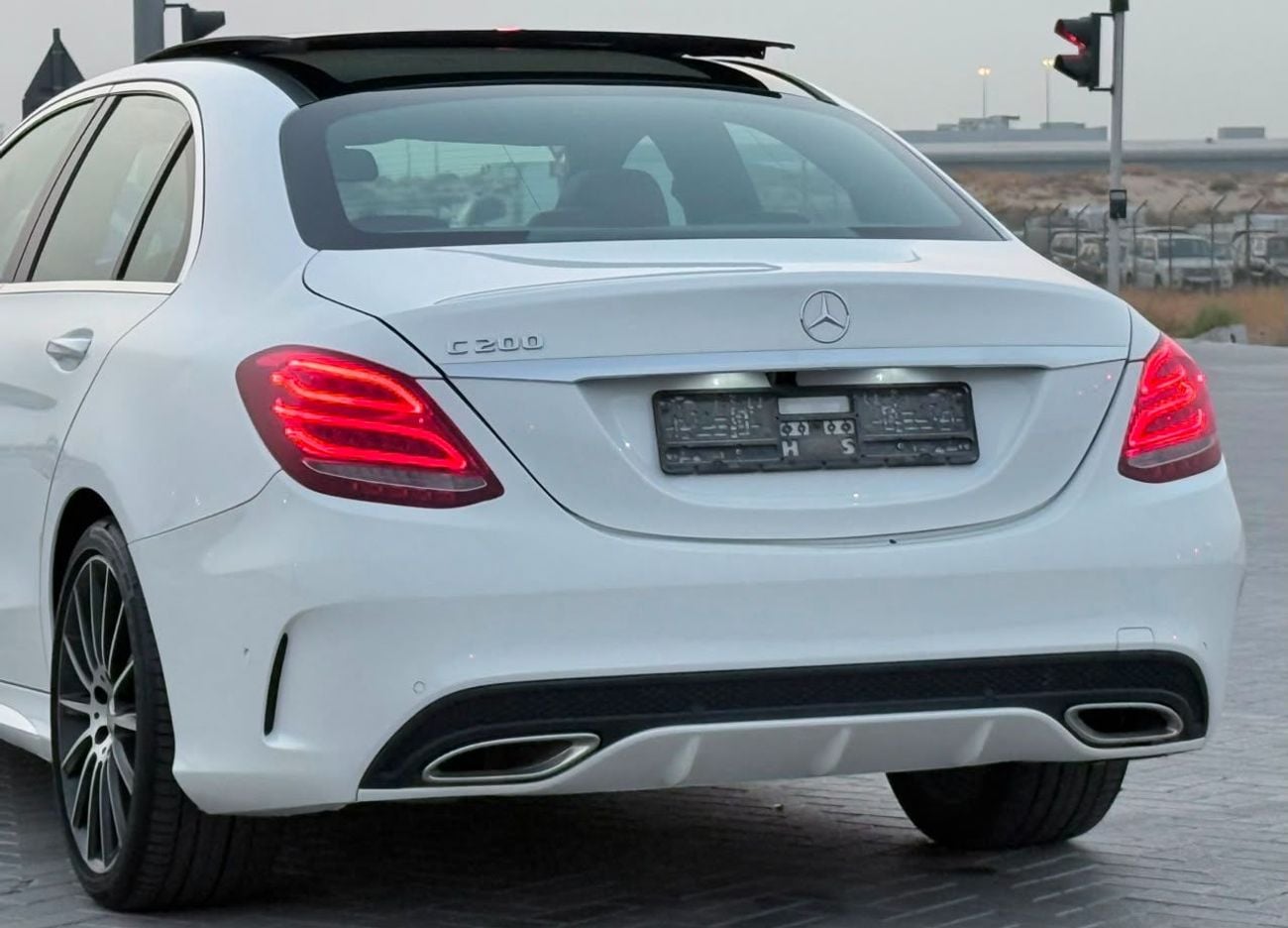Mercedes Benz C200