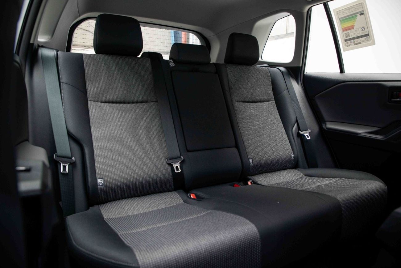 Toyota RAV4 XLE 2.0L - Platinum White Inside Black | Export Only