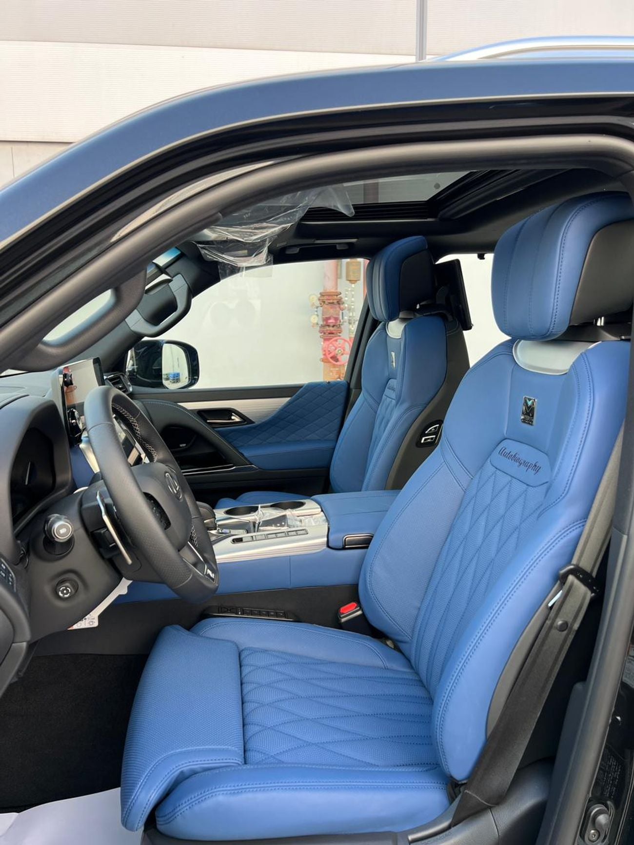 لكزس LX 700h لكزس LX-Series LX 700h طراز VIP 2026