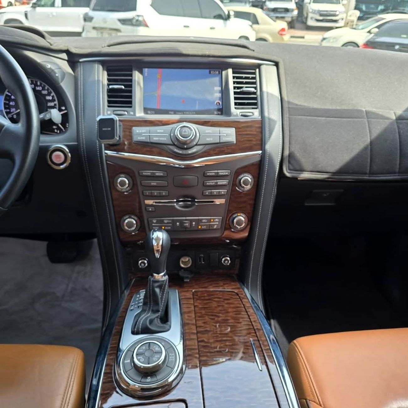 Nissan Patrol LE Titanium 5.6L