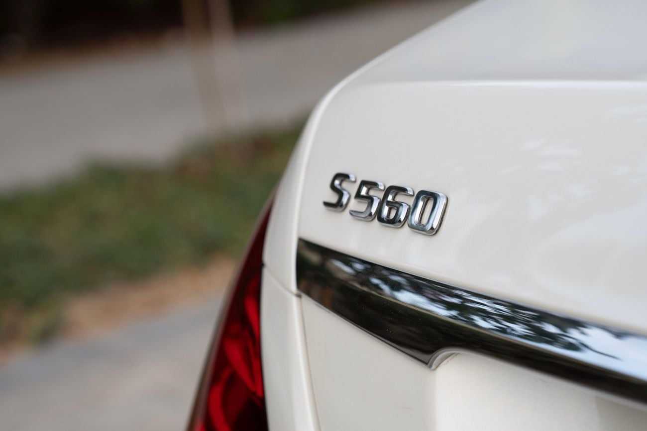 مرسيدس بنز S 560