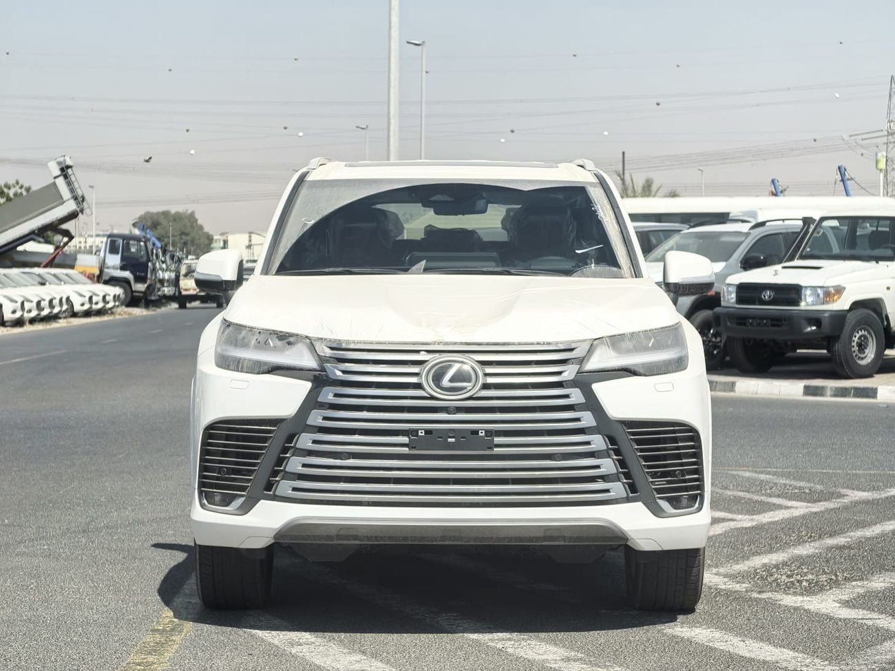 Lexus LX700h 2026 LEXUS LX700h 3.5L SIGNATURE PETROL FULL OPTION WITH AUTO PARK