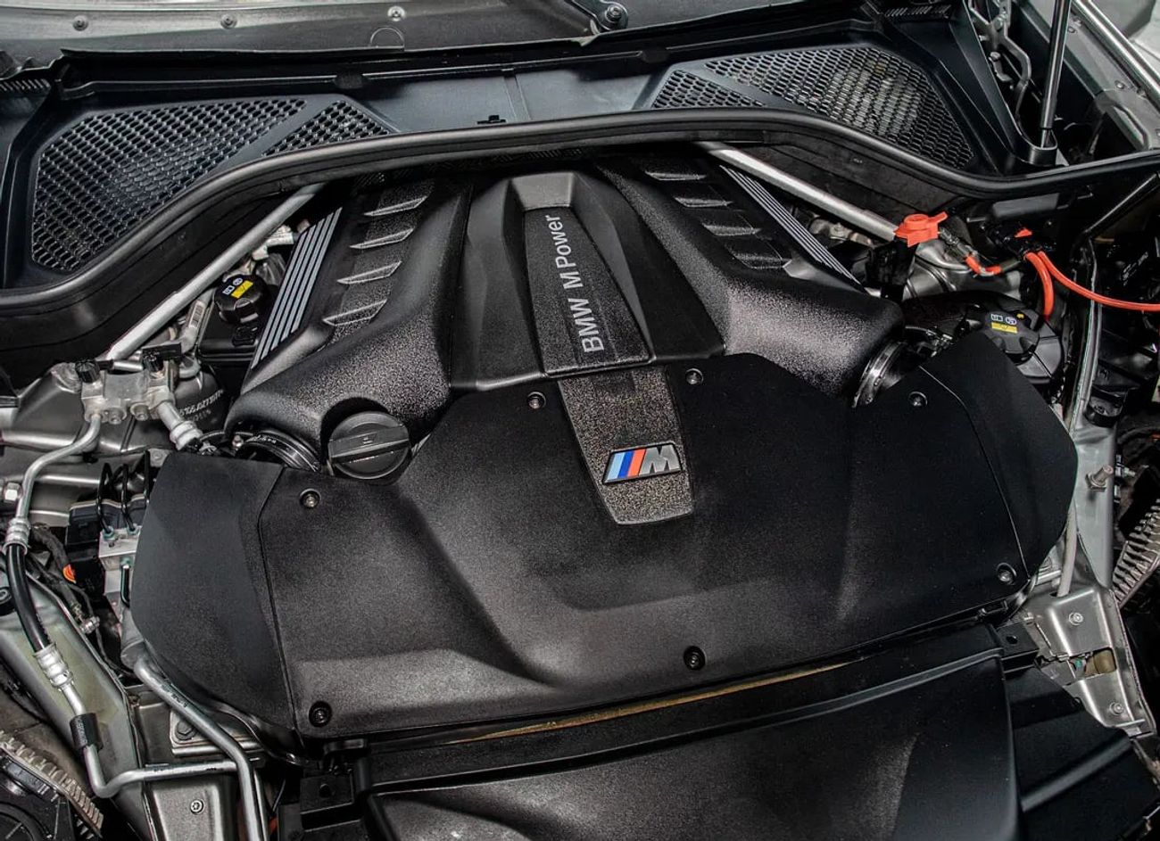 بي أم دبليو X5 M v