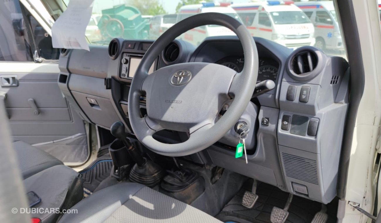 Toyota Land Cruiser Pick Up G