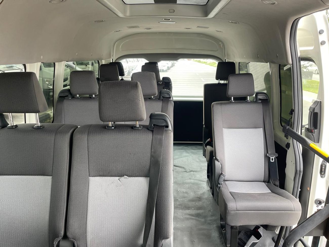 Toyota Hiace 2020 TOYOTA HIACE COMMUTER