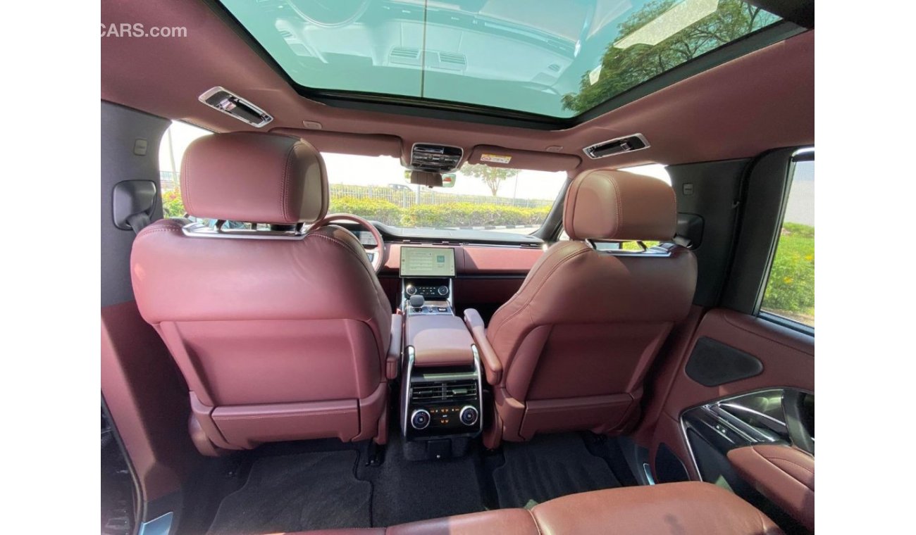 Land Rover Range Rover GCC SPEC UNDER WARRANTY AND SPEC