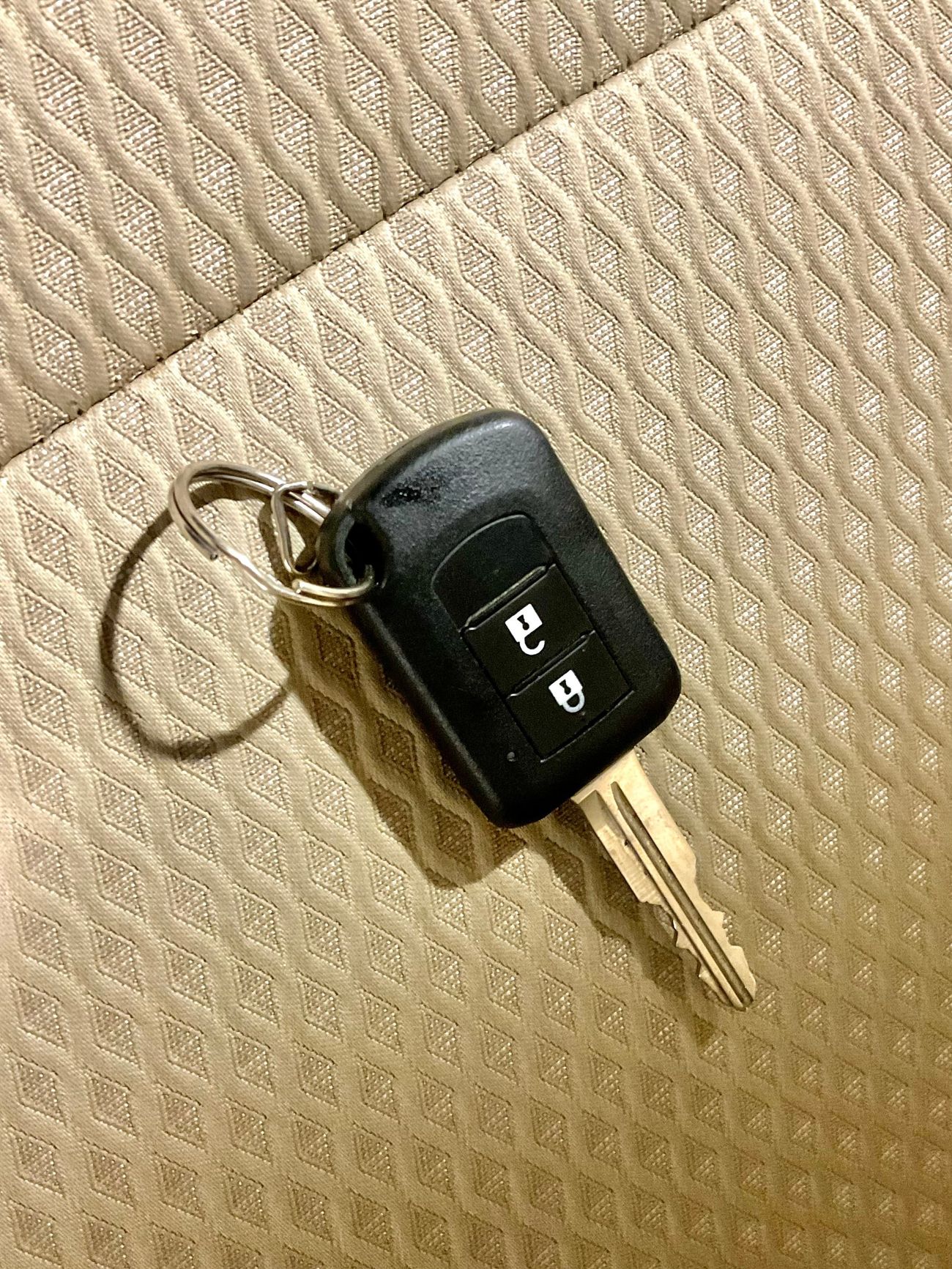 Mitsubishi Outlander GLX Midline