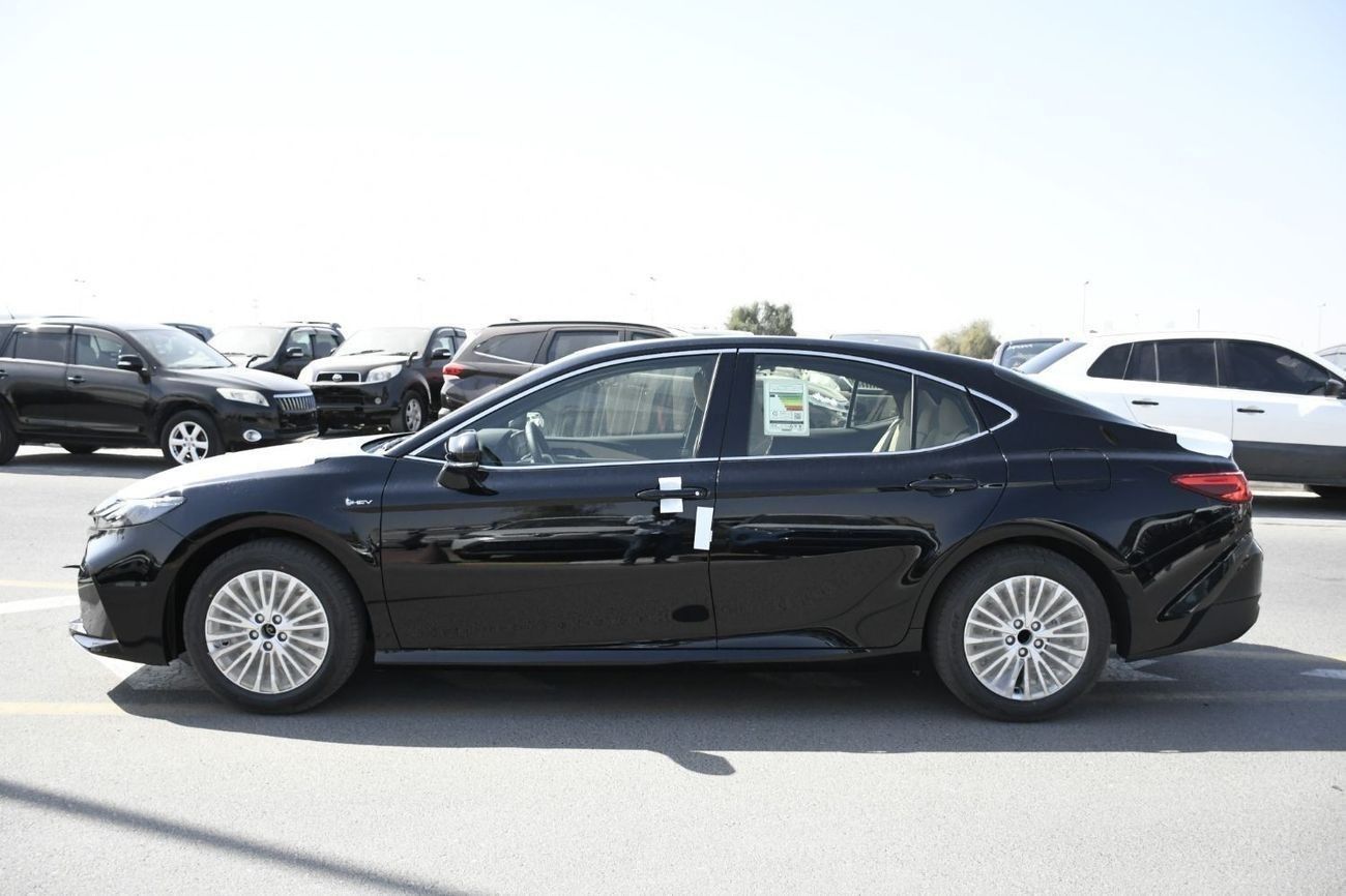 Toyota Camry 2.5L HEV With Sunroof (Ready Car)