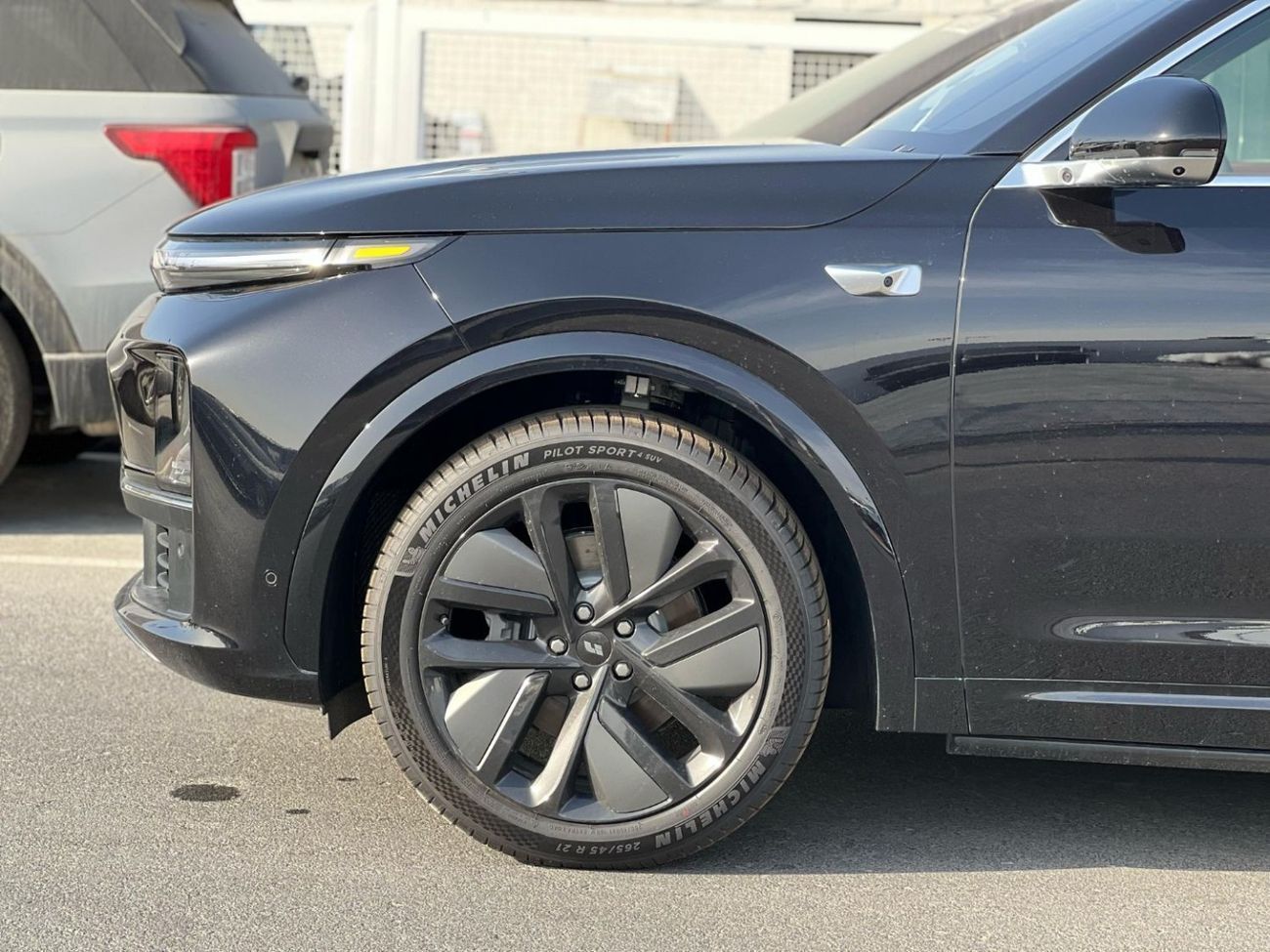 لي اوتو L7 LI AUTO L7 ULTRA MODEL 2024