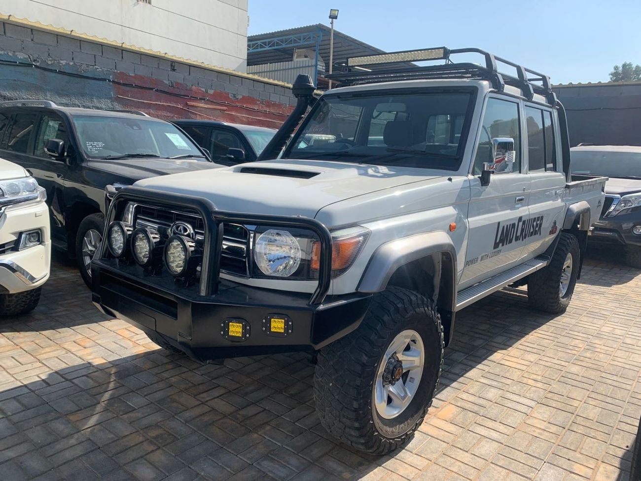 Toyota Land Cruiser Pick Up DIESEL 4.5L ,RIGHT HAND 2O13 MODEL ONLY FOR EXPORT AVAILABLE