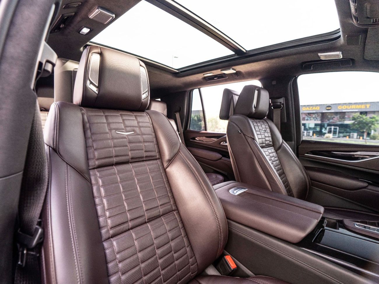 كاديلاك إسكالاد Sport Platinum 6.2L 4WD