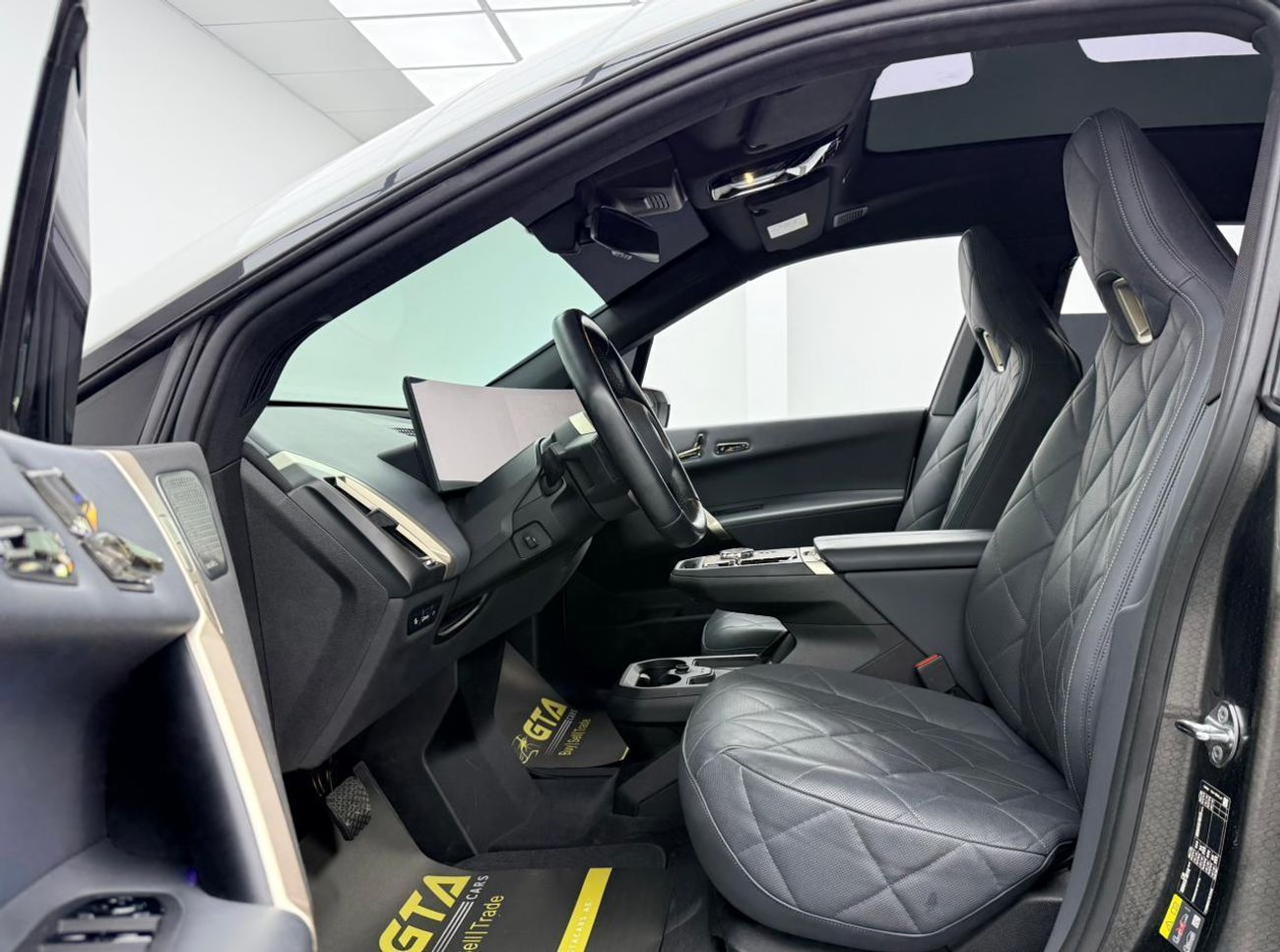 BMW iX 2024 BMW iX xDrive50, 2027 BMW Warranty, 2029 BMW Service Pack, Full BMW Service History,Low Km, GCC