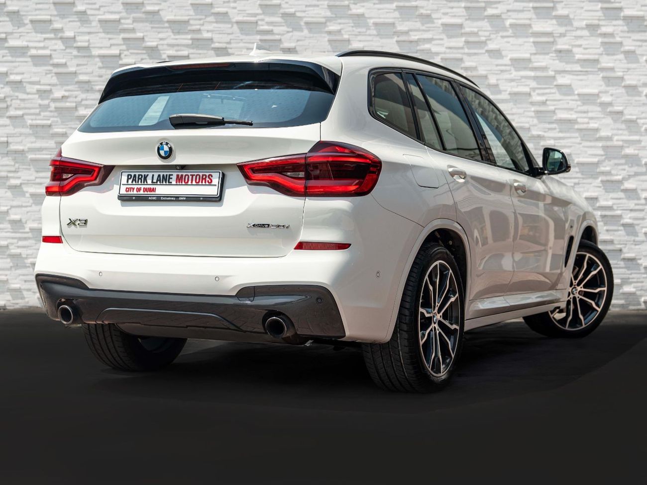 BMW X3 xDrive 30i M Sport AED 2,044 PM • X3 XDRIVE 30i • M-SPORT PACK • FULL AGMC BMW SERVICE HISTORY