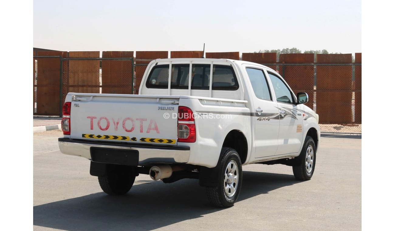Toyota Hilux 2016 | HILUX DOUBLE CABIN DIESEL WITH GCC SPECS AND EXCELLENT CONDITION