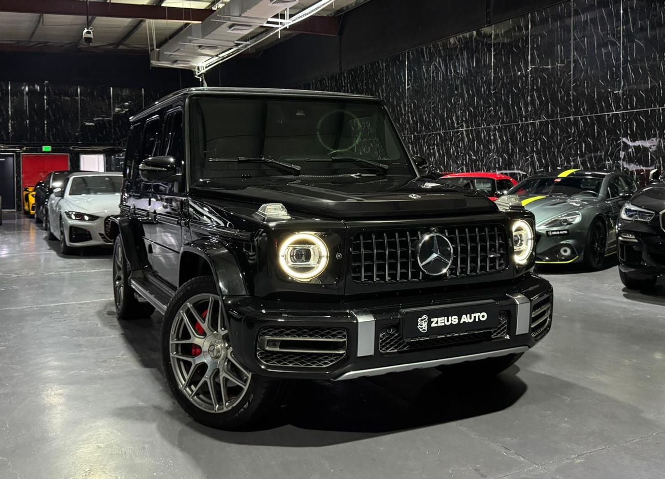 Mercedes-Benz G 63 AMG Std 4.0L