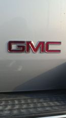 GMC Yukon SLE 5.3L 4WD (8 Seater)