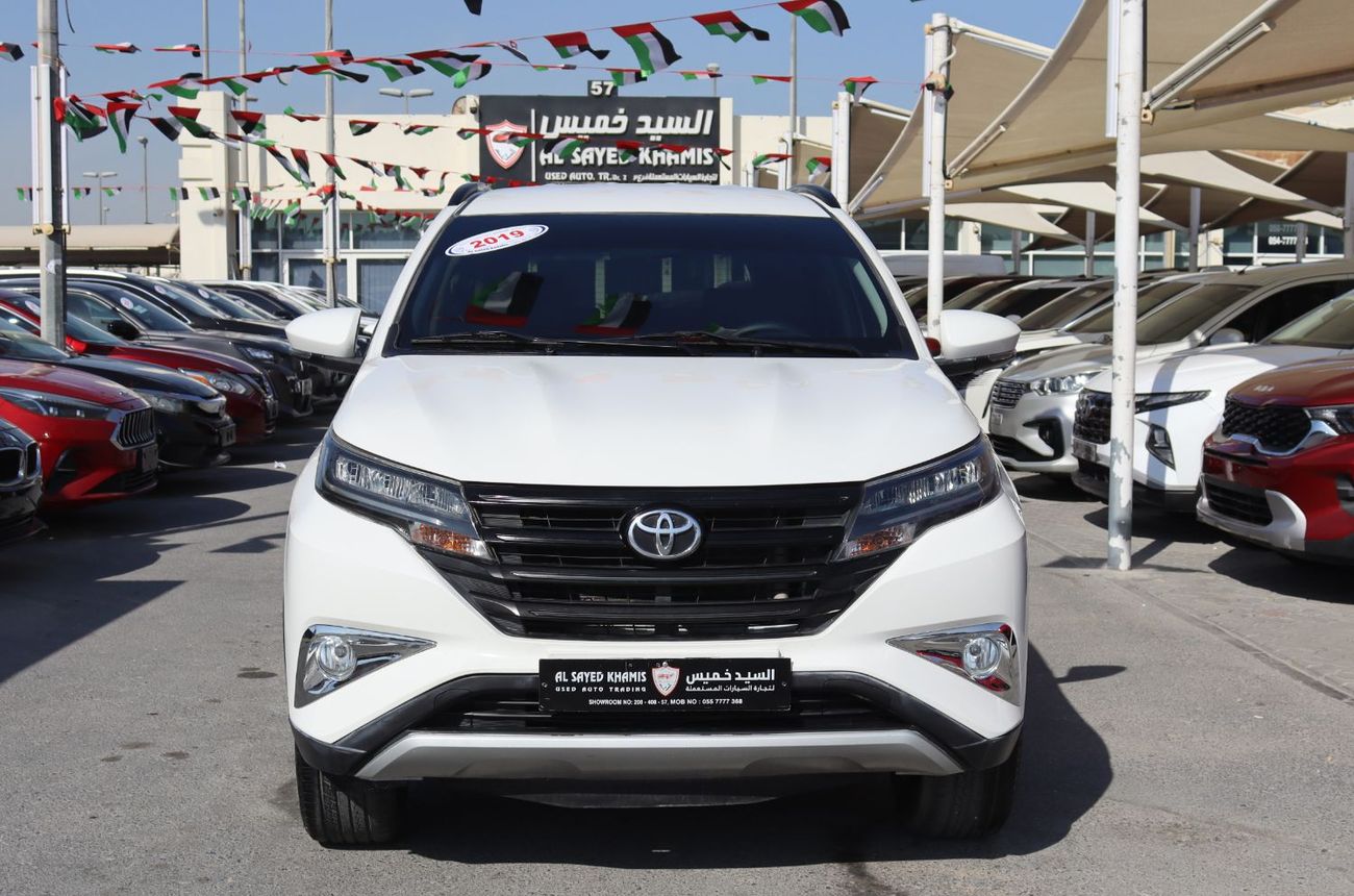 تويوتا راش تويوتا راش - 2019  - خليجى - بدون حوادث -  محرك 1500 - عدد 7 مقاعد  بحاله ممتازه