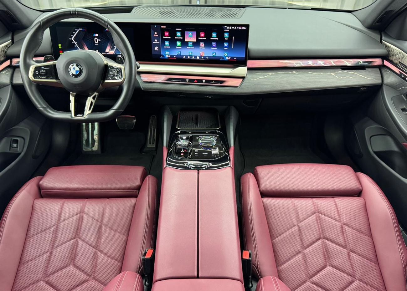 بي أم دبليو 520i 2.0 L, 8 Speed , RWD