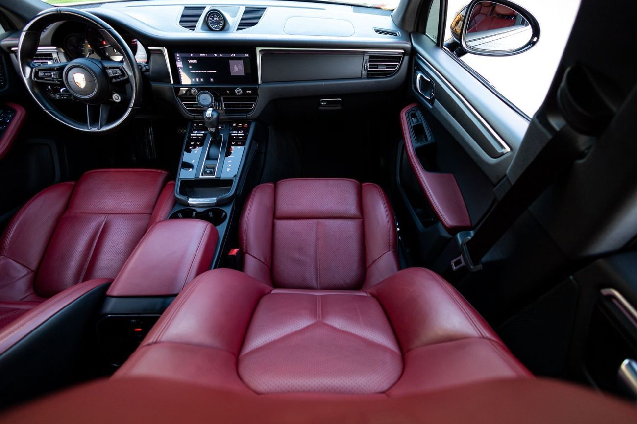 Porsche Macan T 2.0L (260 HP)