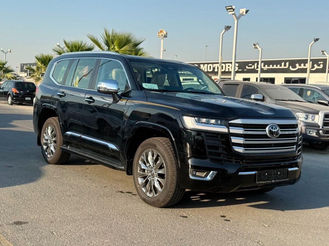تويوتا لاند كروزر Land Cruiser VXR 3.5L Twin Turbo A/T Petrol 4X4 .7 Seats . 5 Doors 2026 Model