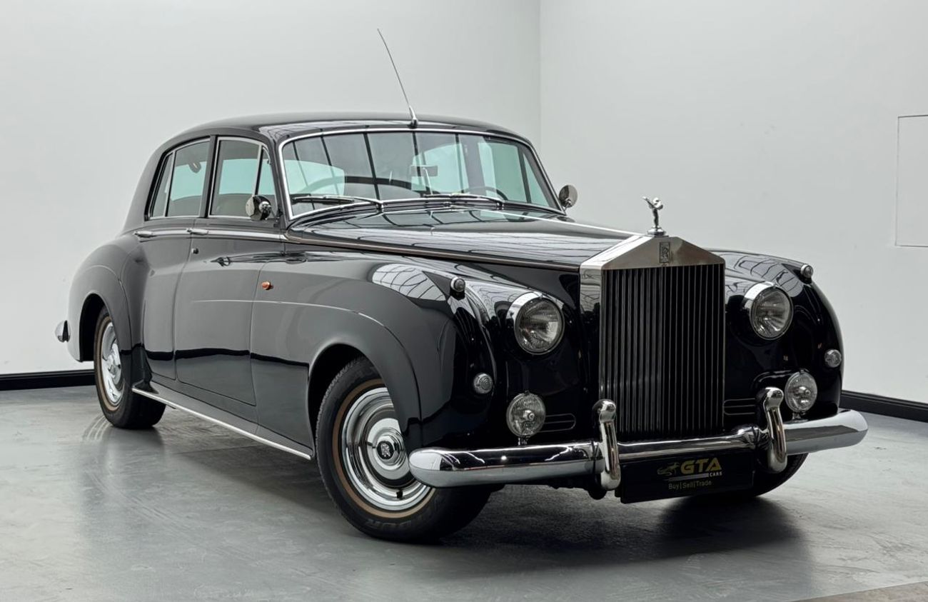رولز رويس سلفر كلاود 1965 Rolls-Royce Silver Cloud II, Immaculate Classic with Extremely Low Mileage,