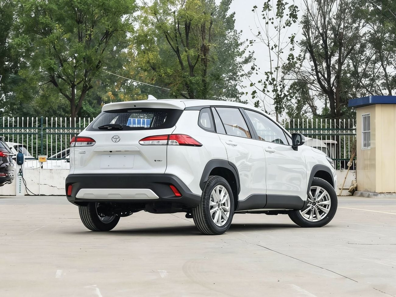 تويوتا كورولا كروس 2.0L Elite Version