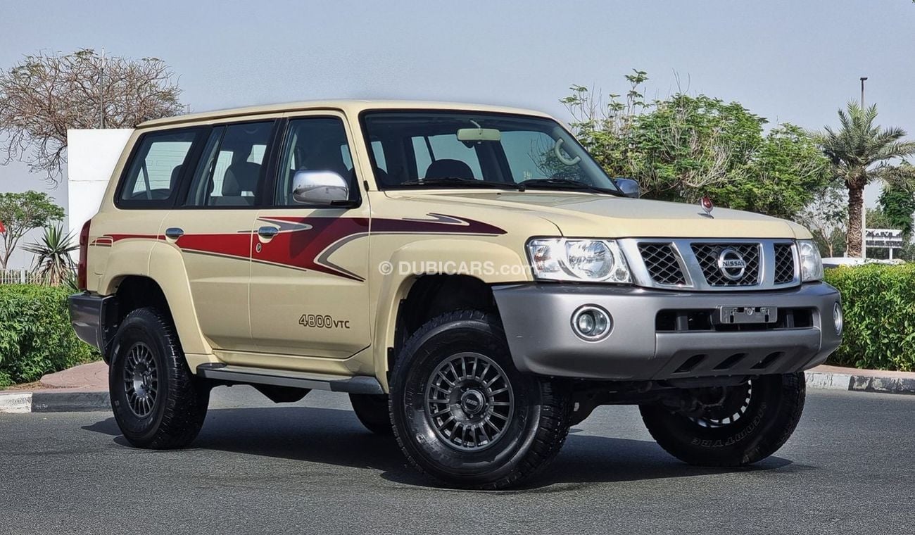 نيسان باترول سفاري 4.8L-2017-6 Cylinder - Manual Transmission - Pristine condition with Braid wheels and Gas Suspension