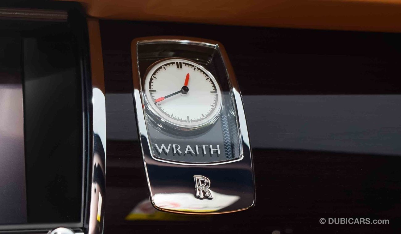 Rolls-Royce Wraith GCC 2019 (Export).  Local Registration + 10%