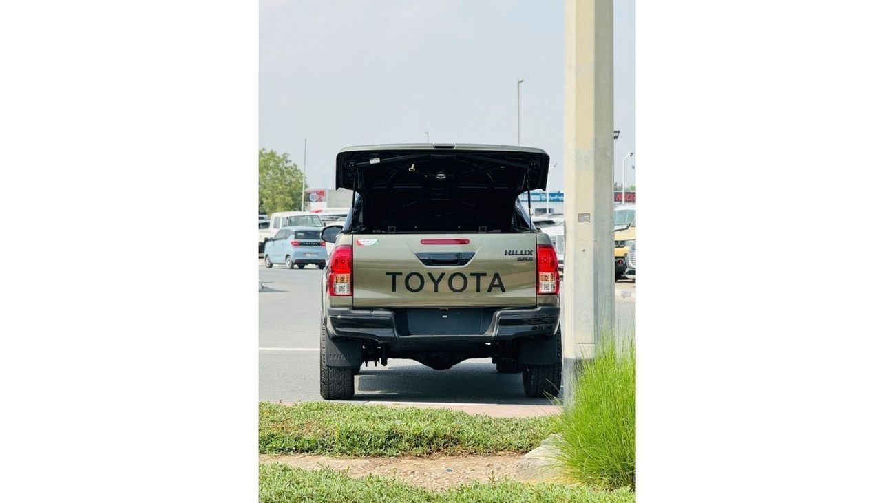 Toyota Hilux PREMIUM BULL BAR INSTALLED | ROOF MOUNTED LED STRIP LIGHTS | BLACK INTE