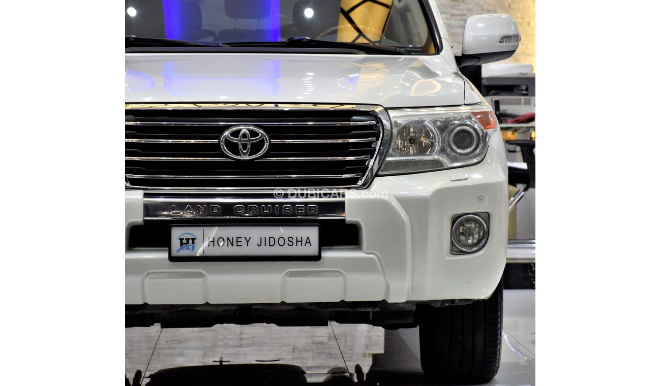 تويوتا لاند كروزر EXCELLENT DEAL for our Toyota Land Cruiser GXR ( 2013 Model ) in White Color GCC Specs