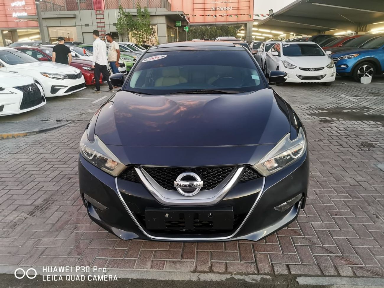 Nissan Maxima SV 3.5L Luxury and top condition