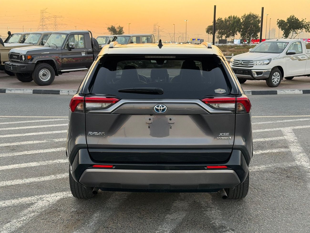 تويوتا راف ٤ 2021 TOYOTA RAV4 XSE HYBRID AWD FULL OPTIONS IMPORTED FROM USA