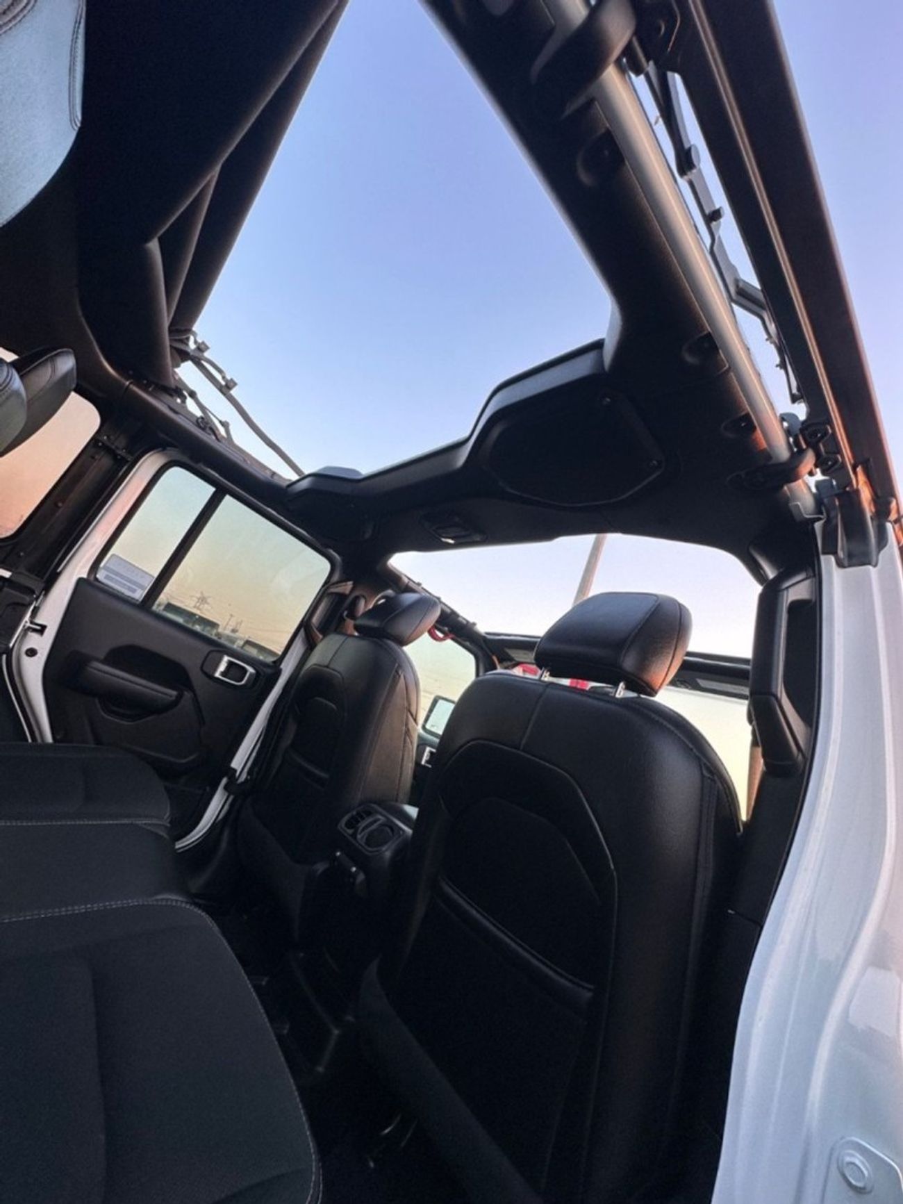 جيب رانجلر Unlimited Sport 3.6L A/T