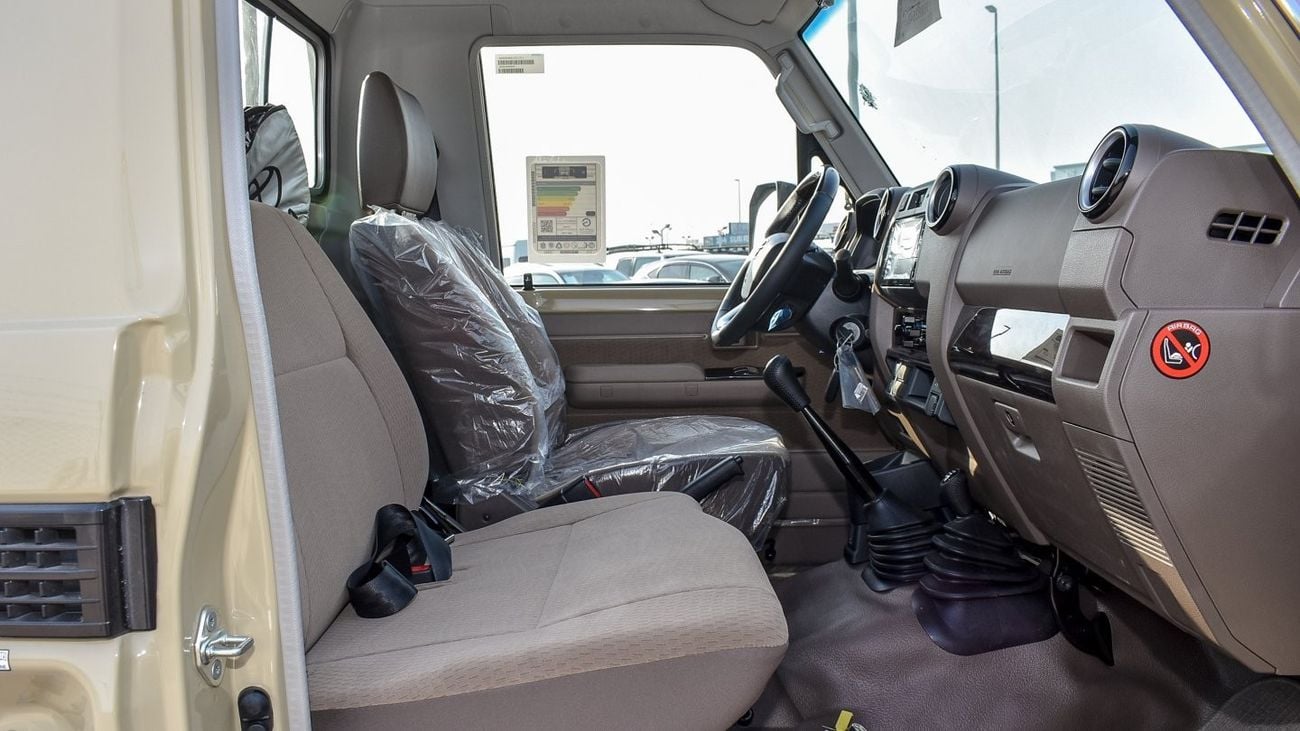 Toyota Land Cruiser Pick Up 4.0L V6 Petrol Single Cabin