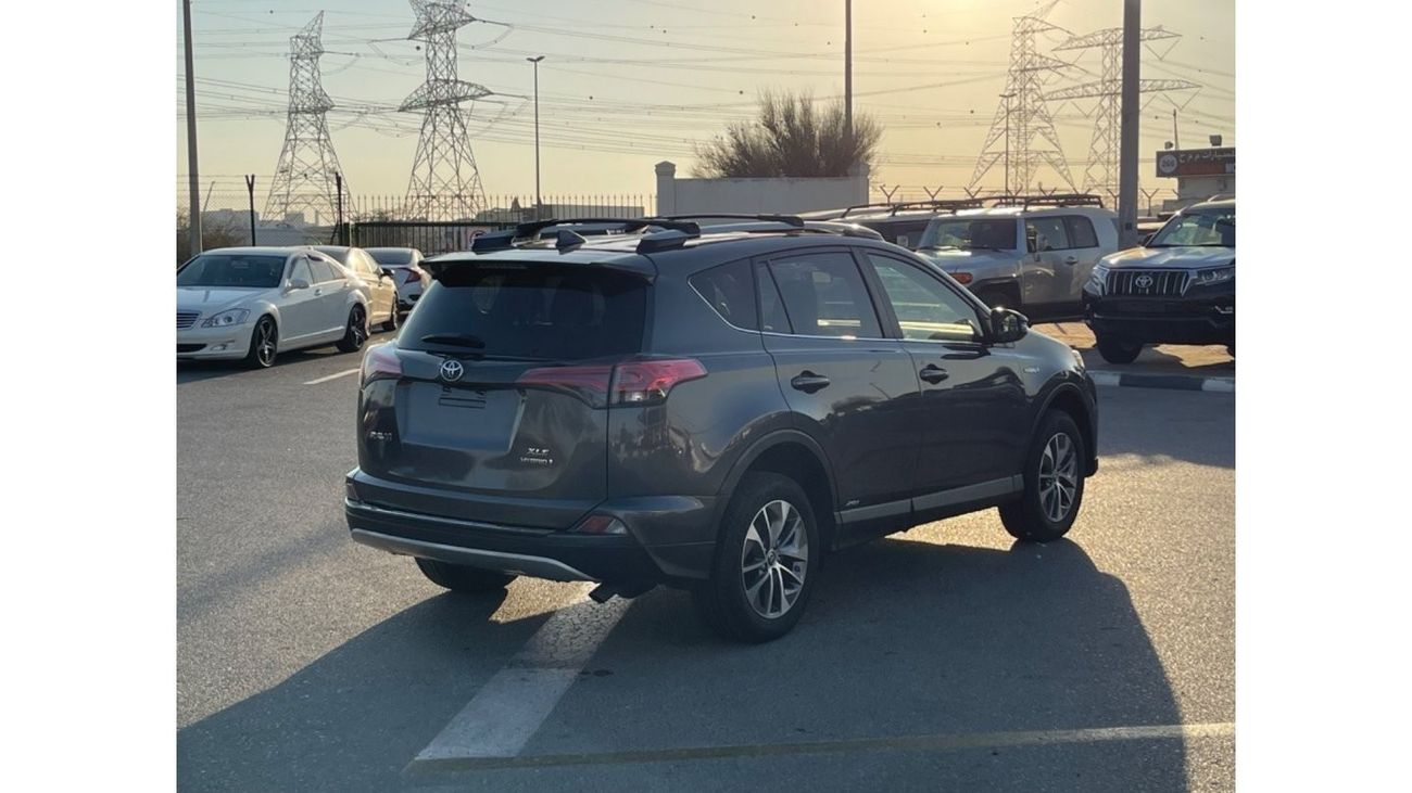 Toyota RAV4 2018 TOYOTA RAV4 XLE HYBRID FULL OPTIONS IMPORTED FROM USA