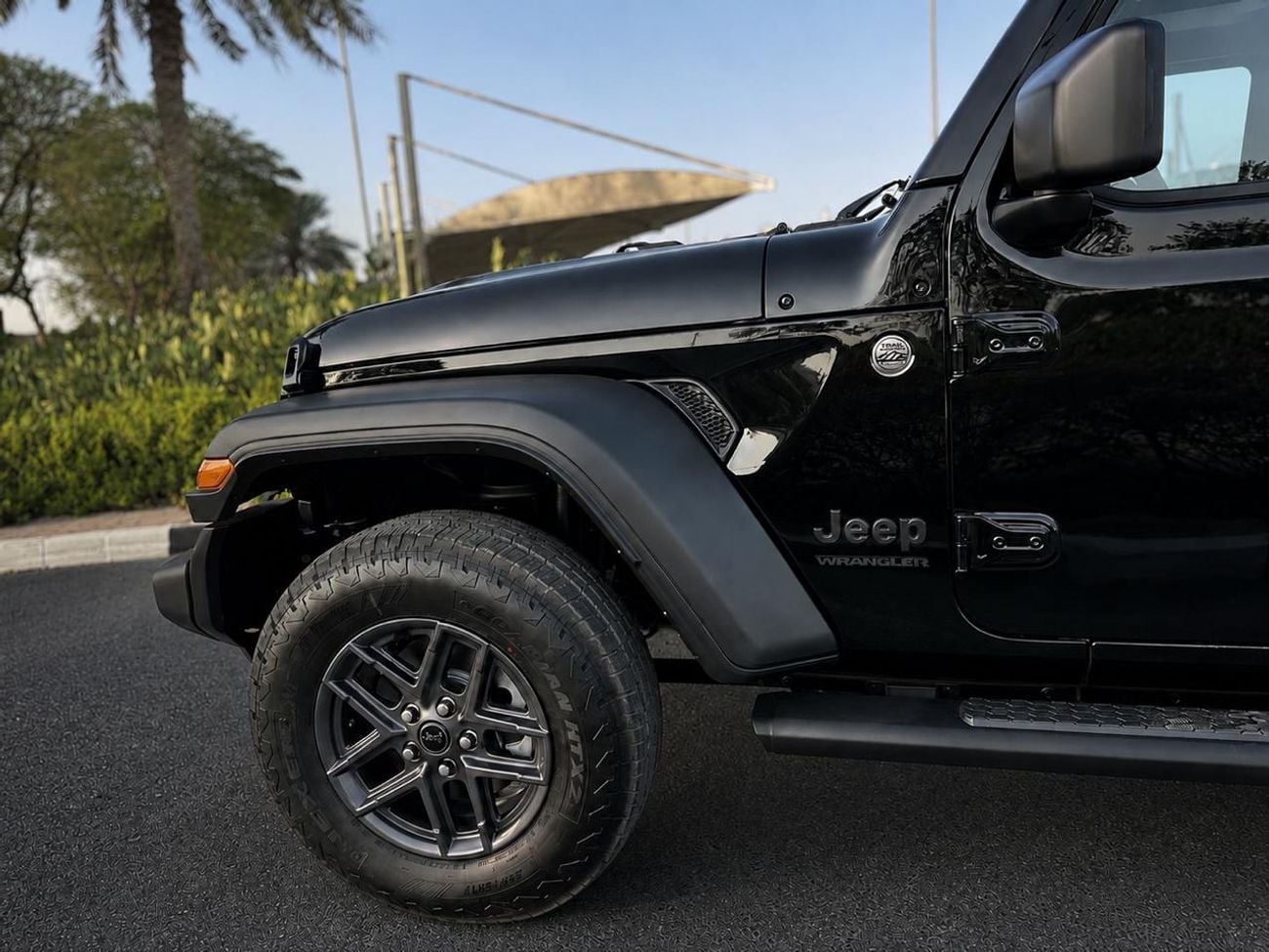 Jeep Wrangler Unlimited SPORT 2.0L A/T