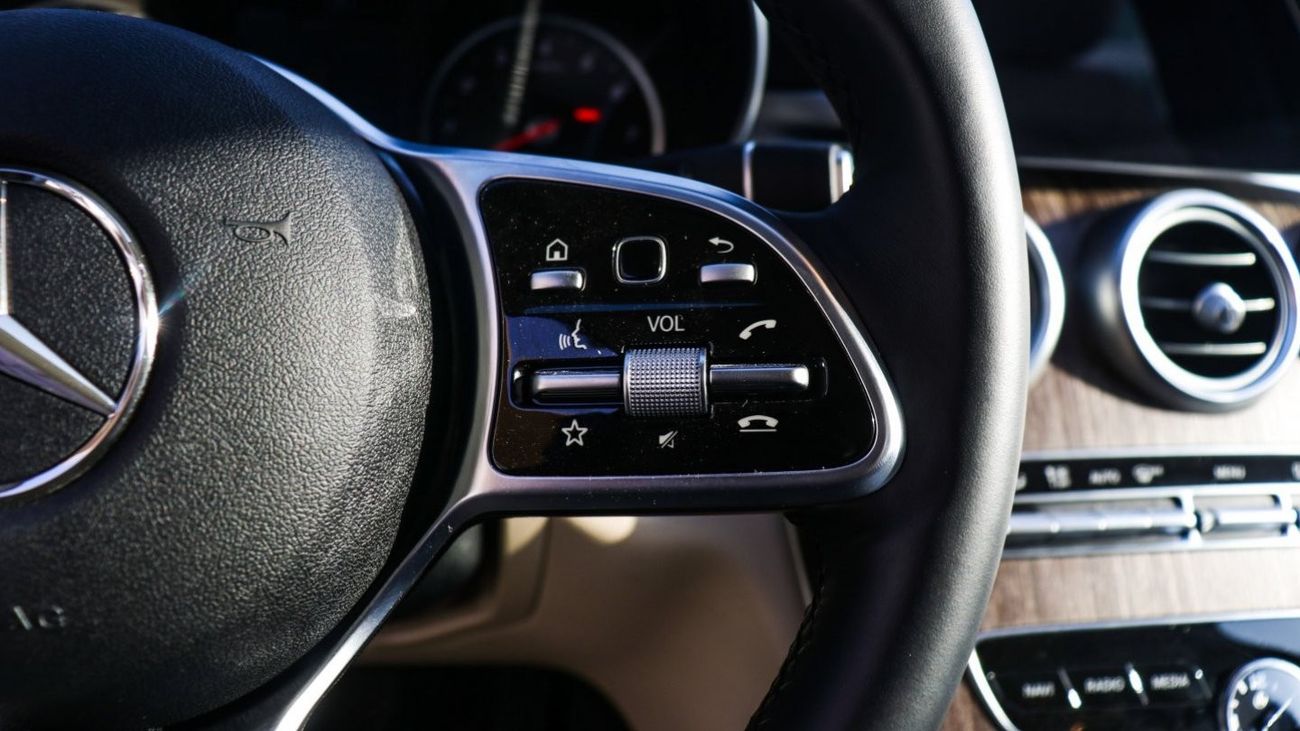 مرسيدس بنز C 300 4MATIC