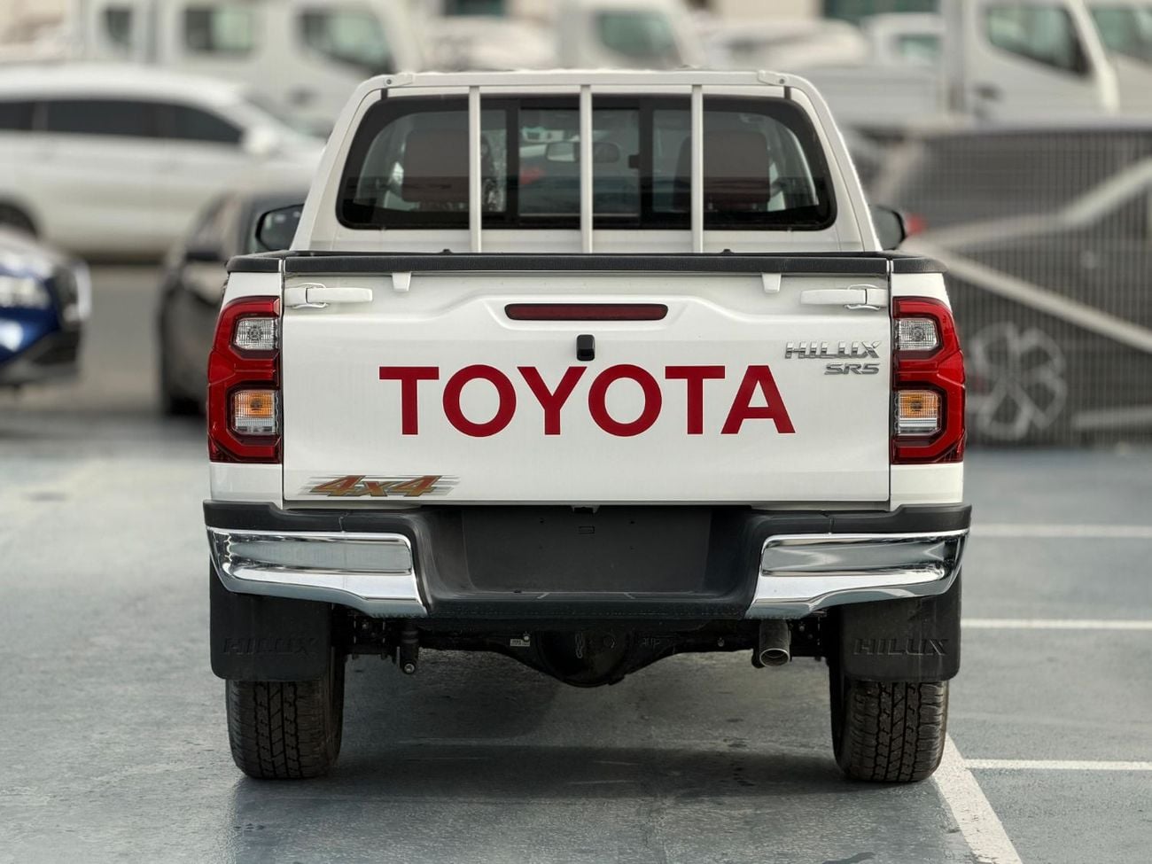 Toyota Hilux SR5 2.7L Petrol Manual Push Start 4WD 2025 Export @ 118,000 AED