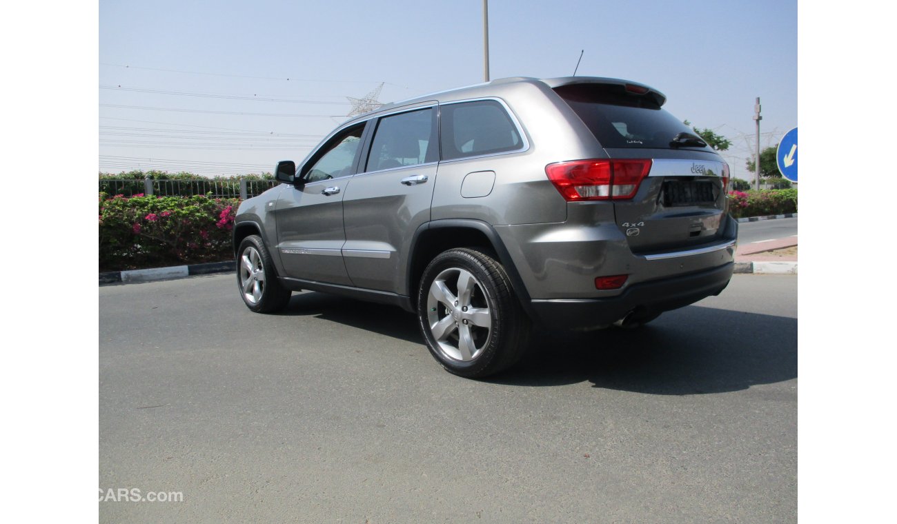 Jeep Grand Cherokee 2012 V8 HEMMI OVERLAND FULL SERVICES HISTORY , ORIGINAL PAINTS, ACCIDENT FREE