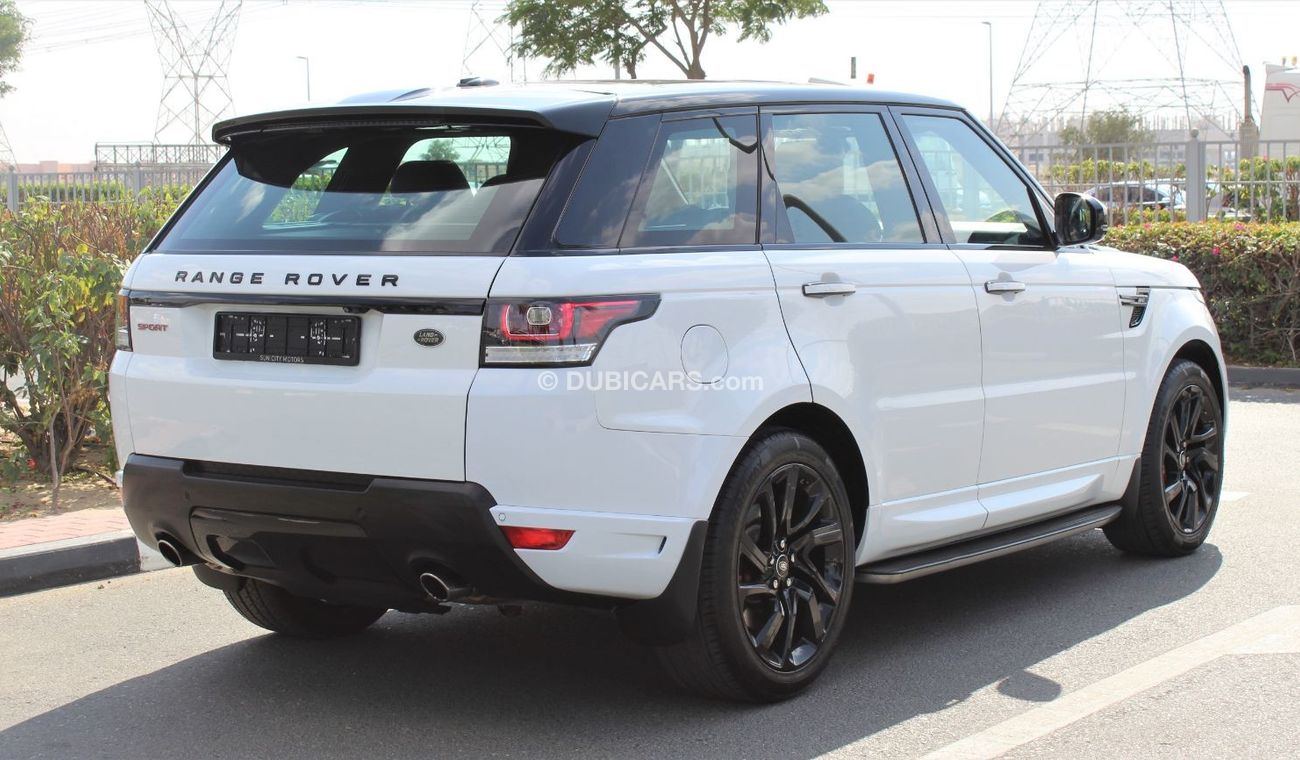 Land Rover Range Rover Sport GCC MINT IN CONDITION